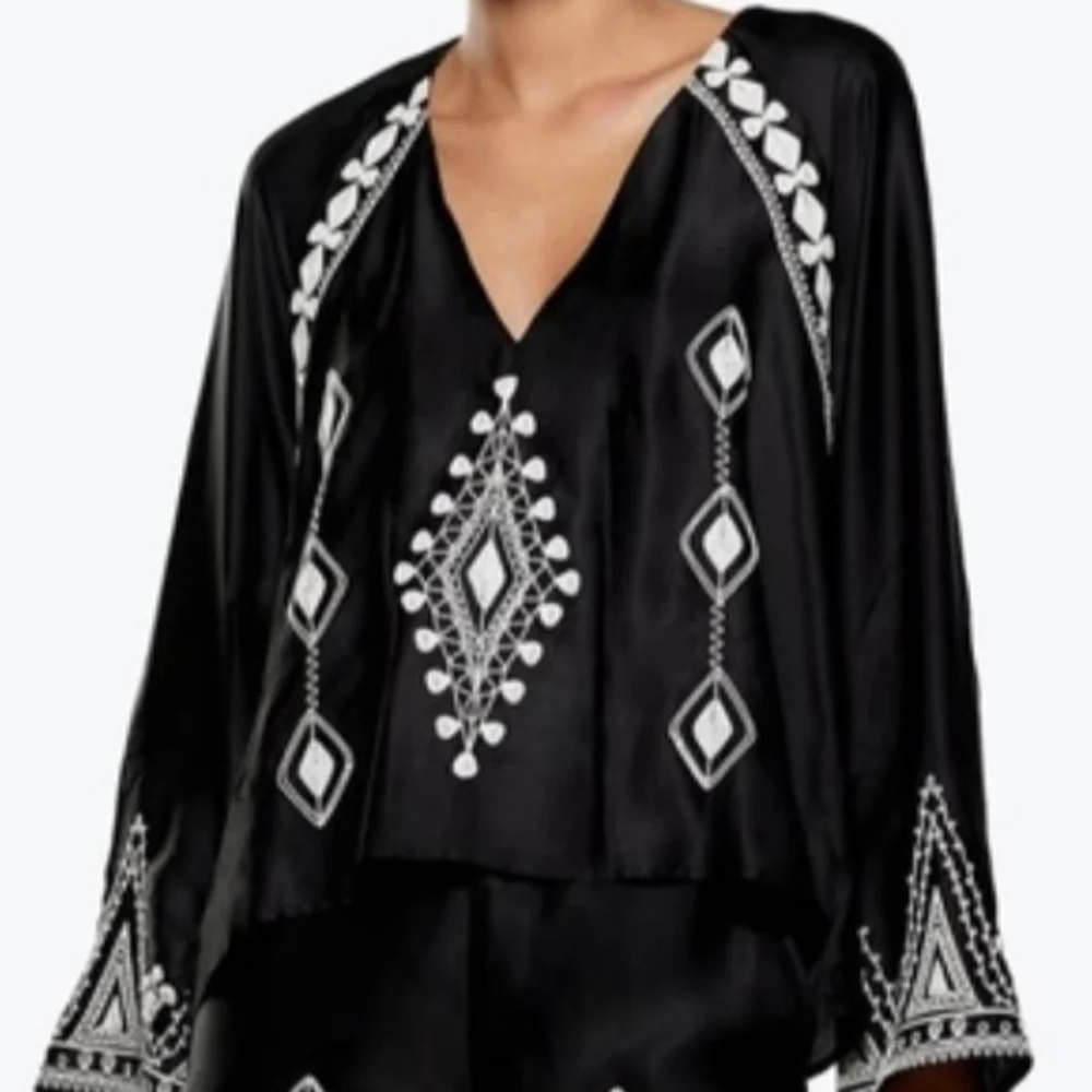 Zara Black Top - Picture 1 of 7